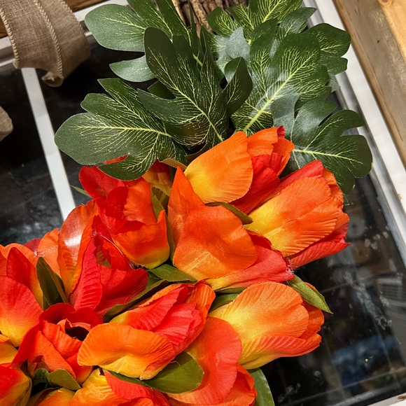Spring collection- orange tulip grapevine wreath - Picture 3 of 4